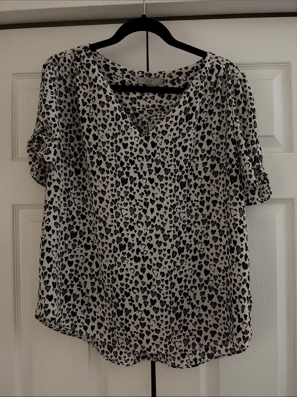 Dalia Black & White Heart Print V-Neck Blouse